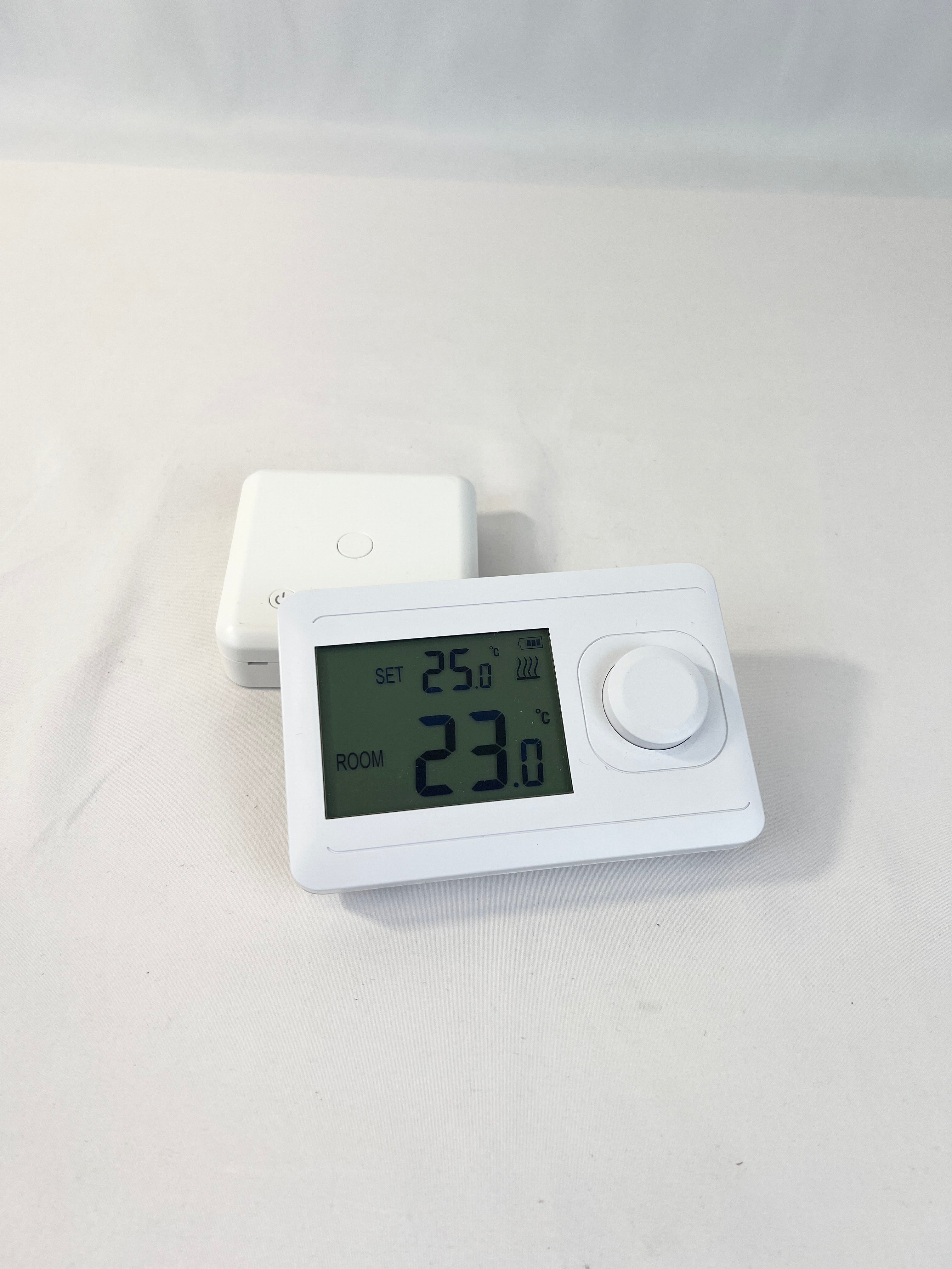 Termostats VH Control 3000w (RF / Wi-Fi) Termostats VH Control 3000w (RF / Wi-Fi)